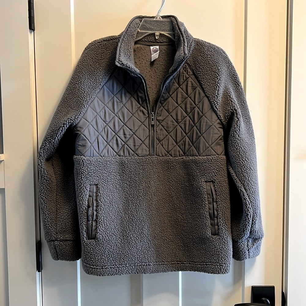 Te Verde Half-Zip Quilted Fleece